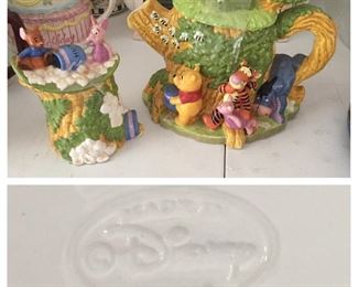Disney Winnie The Pooh Tea Pot/Sugar