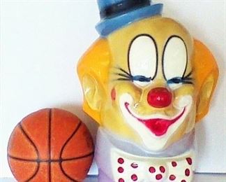 Banks: clown head and basketball