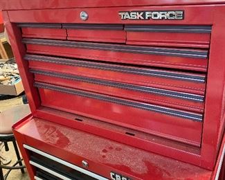 Craftsman Bottom with Task Force Top $275.00 no keys is unlocked