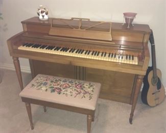 Wurlitzer upright piano $500 model 773302
