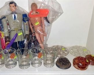 Living Room:  Same Stuff (Close up) 