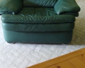 Top grain leather flex steel chair