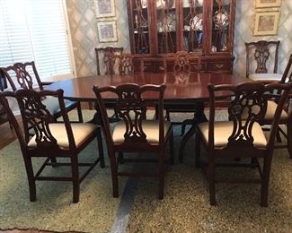 Chippendale Dining Room Set - Excellent Condition. Berhardt China Cabinet and Server. Maitland Smith Chairs, Chippendale Candlestand Table with 2 leaves - Mahogany