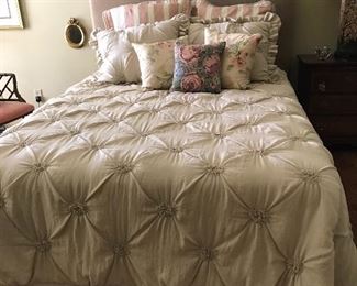 Wonderful Soft Surrounding Queen size Comforter and accessories. Queen size bed itself is from Nell Hills