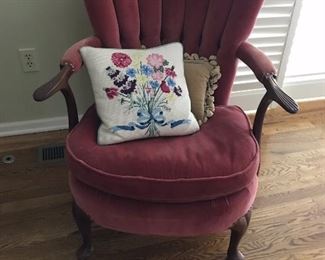 Love this velvet 1940's sweet heart tufted chair. The carved arms are equisite.