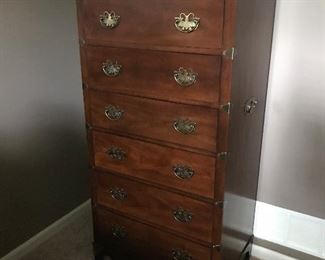 Henredon Chest and Beside Table with brass .appointments. This is very handsome