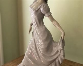 Lladro - Girl dancing in Long Dress