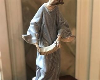 Lladro Angel Playing Accordian