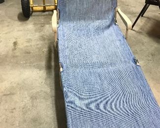 Lounge Chair - fold up