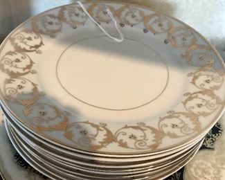 Mary Carol China - Leaf and berry - Set of 10