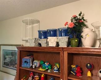 Also in this room as an over flow of entertaining decor - beautiful items