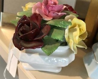ceramic Royal Aderly flowers