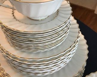 Royal Doulton "Adrian" 1952-1979/ 111 pcs - 12 piece setting