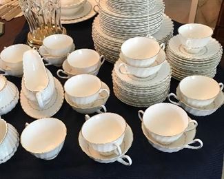 Royal Doulton "Adrian" 1952-1979/89 pc - place setting for 12 plus accessories