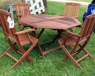 B & Q Caspian Folding Wood Patio Set Including Table (29" x 51" x 51") And 4 Folding Arm Chairs