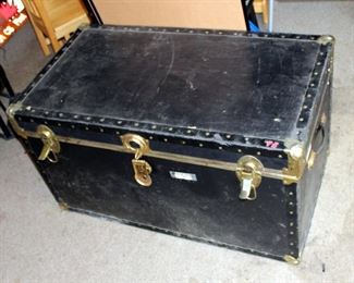Vintage Leather Bound Storage Trunk With Internal Tray, 20.5" x 36.5" x 20.5"