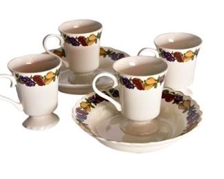 58. six 6 Pieces Cups and Saucers