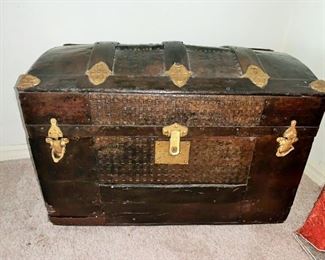 Vintage Trunk