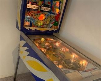 Awesome Gottlieb's Hi -Score Pinball Machine. 252 of 1900 made. 1967. 