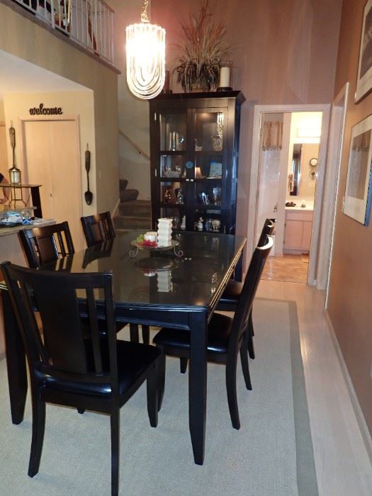 DINING TABLE AND CHAIRS MATCHING CURIO CABINET