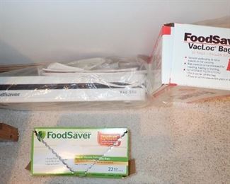 FOOD SAVER WITH BAGS