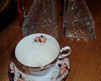 TEA CUP / GLASS BOOKENDS