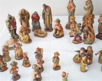 Anri Italian navity set and other Anri figurines