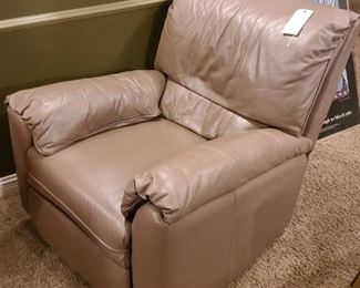 Craftwork Guild LTD recliner chair $250