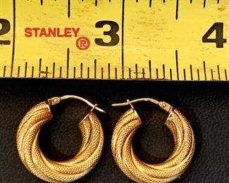 Item 80: 14K Gold earrings: $125