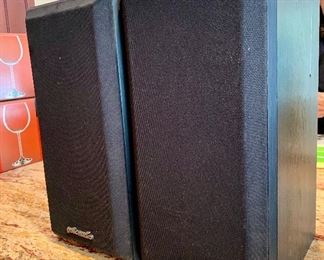 Item 101: (2) Polk audio speakers M4-6 Monitor Series: $65