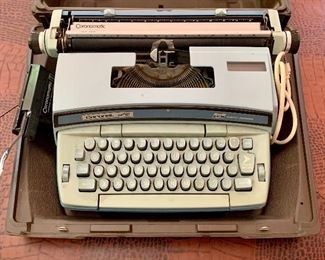 Vintage Coronet Super 12 Sewing Machine: $100