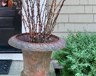 Item 39: Cast Iron Urn - 18" x 24.5": $165