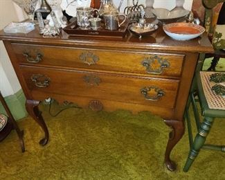 Chippendale Style Mahogany Dressing Table