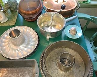 Assorted Kitchen Pots, Pans, Etc.