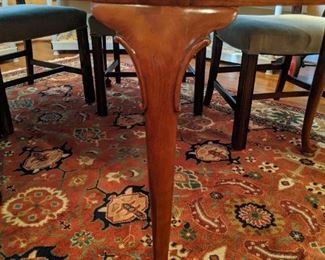 Leg detail of the vintage Henredon dining table.