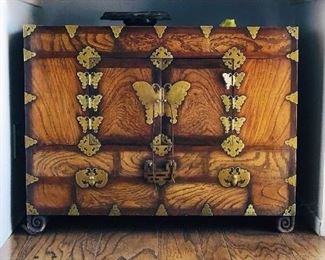 Japanese Tansu Chest
