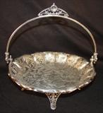 354 - Bride Basket