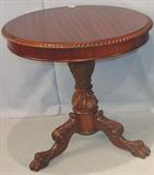 117 - Federal, Mahogany, Oval, Acanthus-carved, Center Table with gadrooned edge, 30in. wide