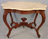 468 - Walnut Victorian turtle top parlor table, 28in. T, 37in. L, 27in. D