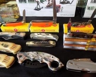 LARGE VARIETY OF KNIVES