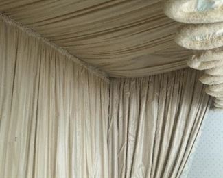 Another elegant bed canopy