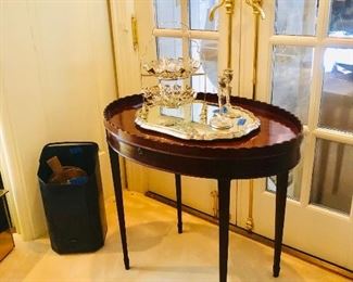 Beautiful oval antique table