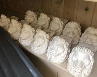 Foot basis for Planters