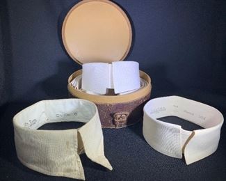 antique men’s collar box with collars