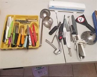 kitchen knives and other accessories