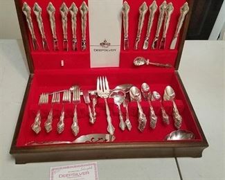 silver plated flatware set