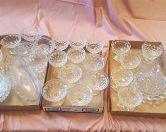 assorted glassware - approx 25 pcs. coupe glasses, stemmed custard cups and more