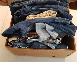 assorted jeans-sizes 40/42 x29/30