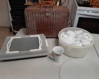 Picnic Basket, Cake Pan and Tupperware with Mugs