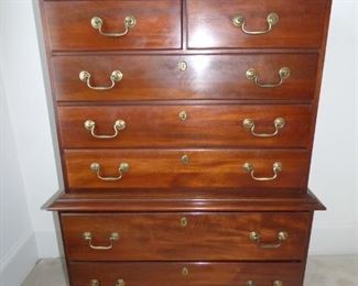 Dixie Vintage mahogany Chest on Chest (Part of Full Bedroom Suite)